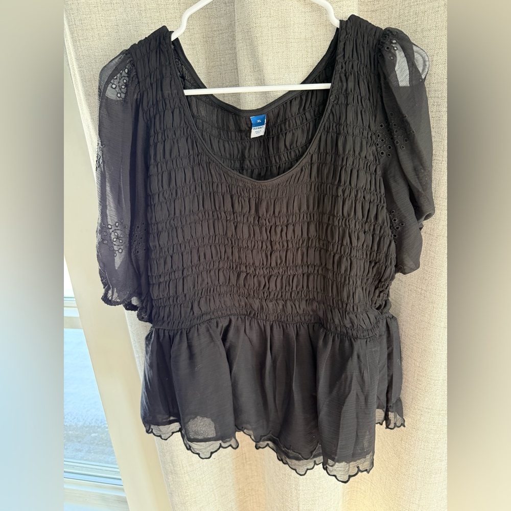 Old Navy Black Smocked Puff-Sleeve Peplum Blouse